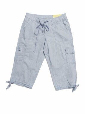 NWT St. John’s Bay Light Blue Capri Pants Women’s Size 4 Mid-Rise Cargo Style